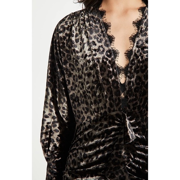 NWT SAYLOR FRANCESCA VELVET ANIMAL PRINT MINI DRESS - Picture 6 of 7